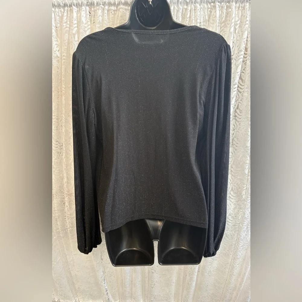 Black Sparkle V-Neck Button-Front Blouse - Picture 4 of 4